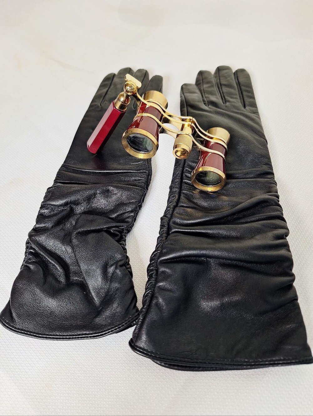 ASOS"The Balcony Seating" Quite Luxury,Old Money Black 100% Leather Opera Gloves